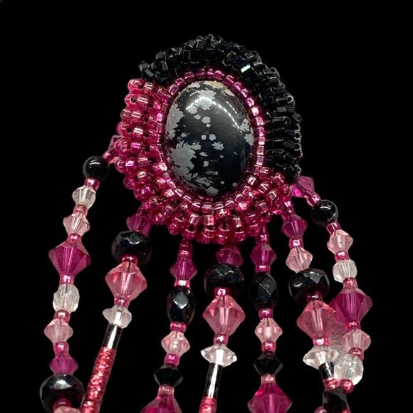Black snowflake, pink black glass beaded shoulderduster chandelier earrings 4.5” - Picture 3 of 8